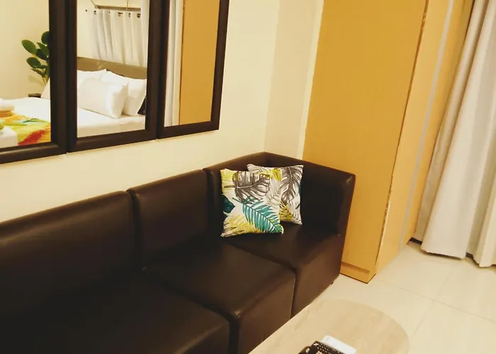 The Viceroy Tower Staycation At Mckinley Hills Taguig Hotel 5*